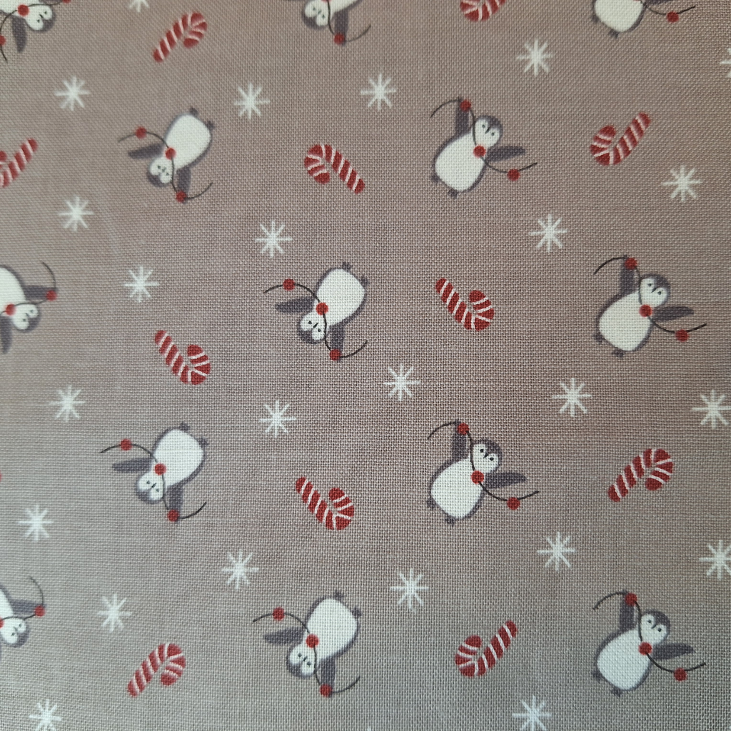 Reversible Christmas tree napkins