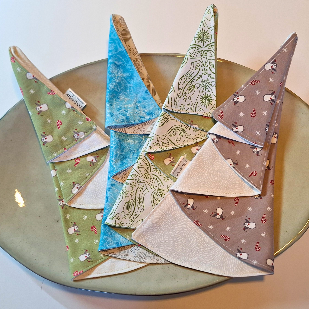 Reversible Christmas tree napkins