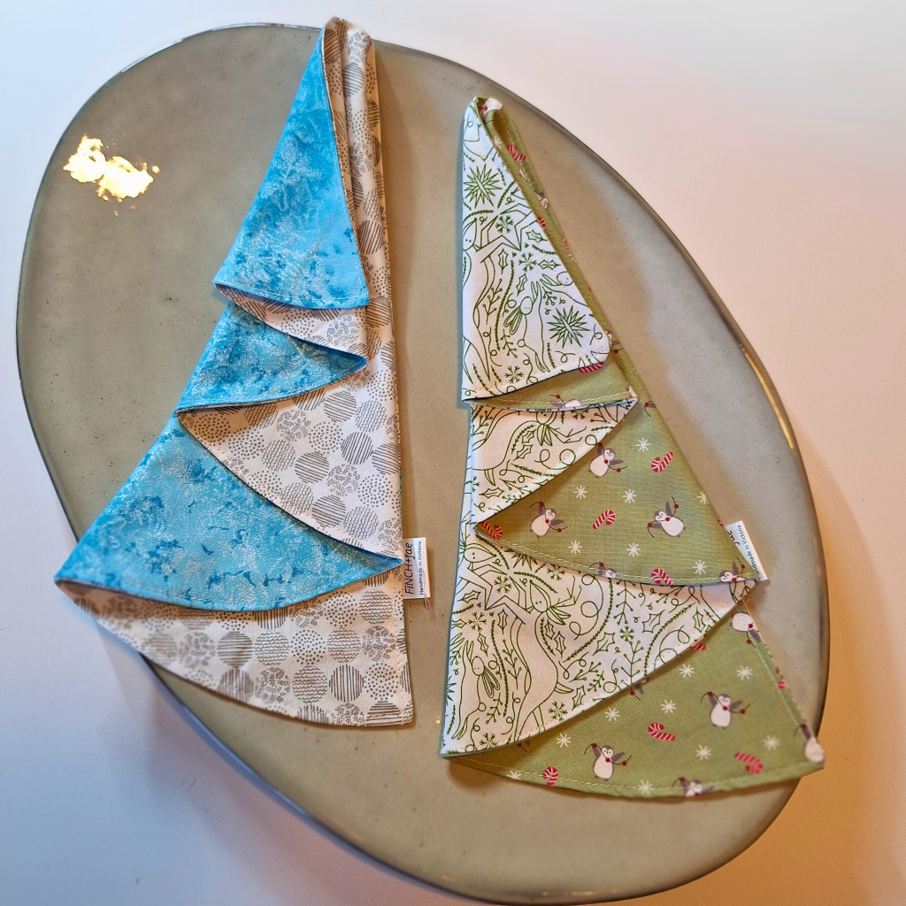 Reversible Christmas tree napkins