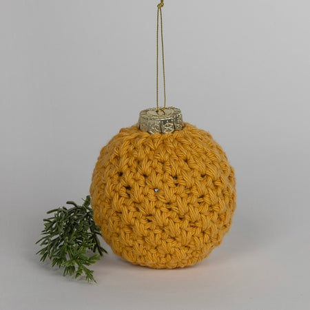 Handmade Crochet Christmas Bauble Cover – Set of 2 (Complete with Baubles) Medium