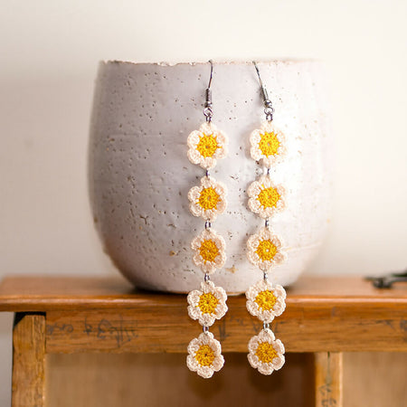 Long string of daisies micro-crochet earrings - golden yellow and ivory