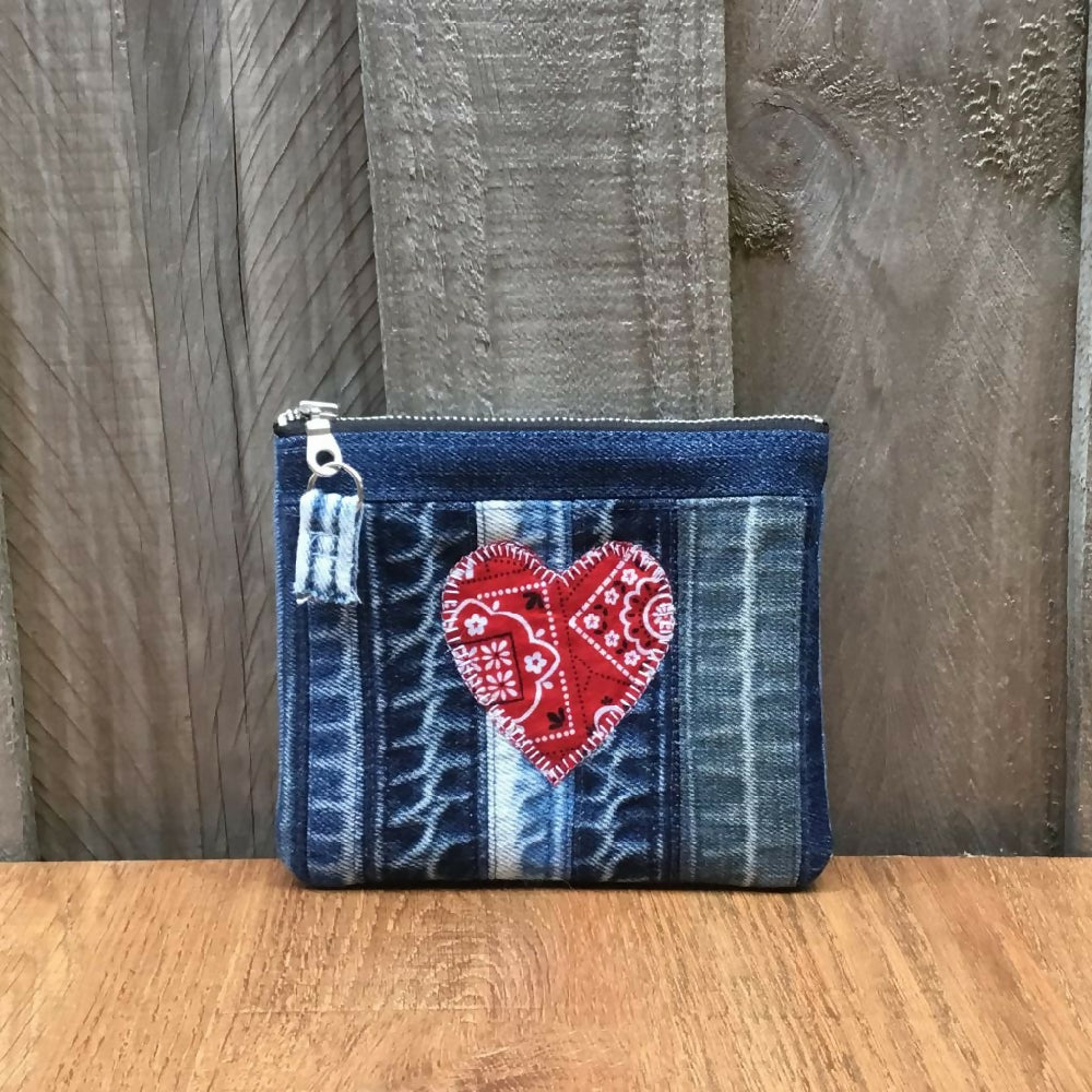 upcycled_denim_purse_41a