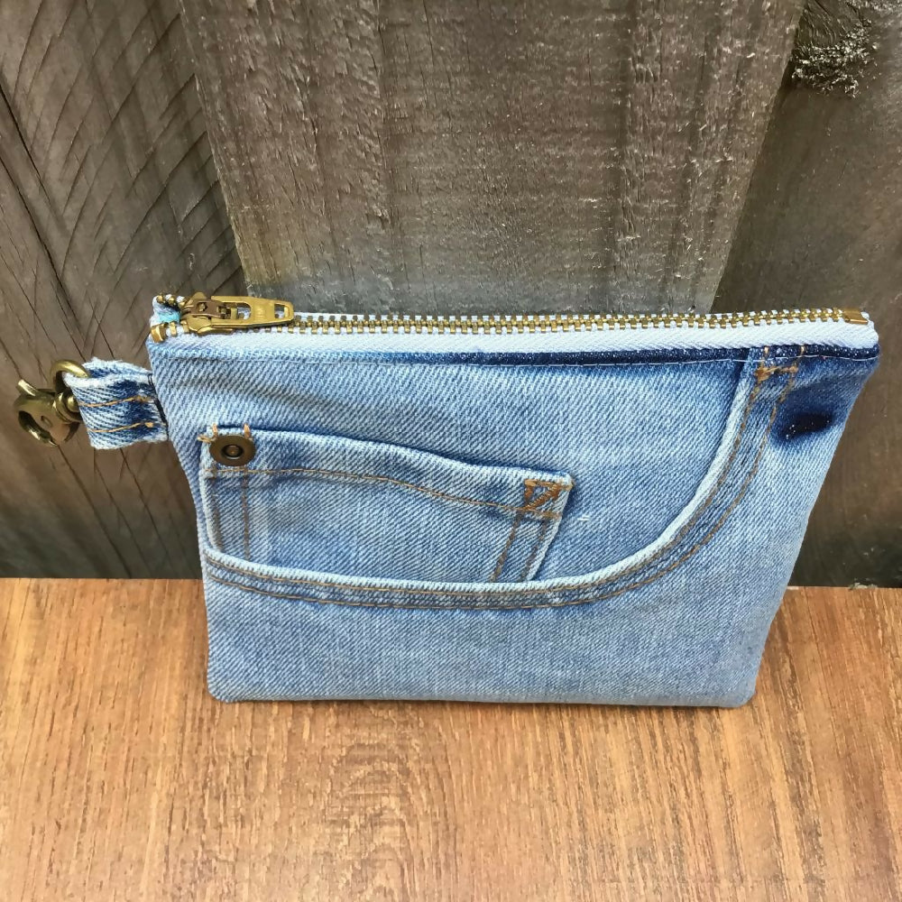 upcycled_denim_purse_11g