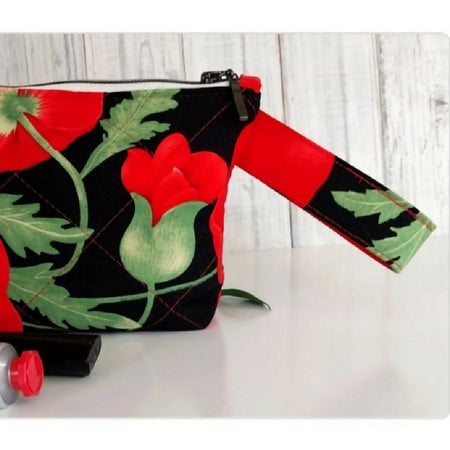 Red Poppies quilted zipper wristlet pouch - Small makeup, toiletries