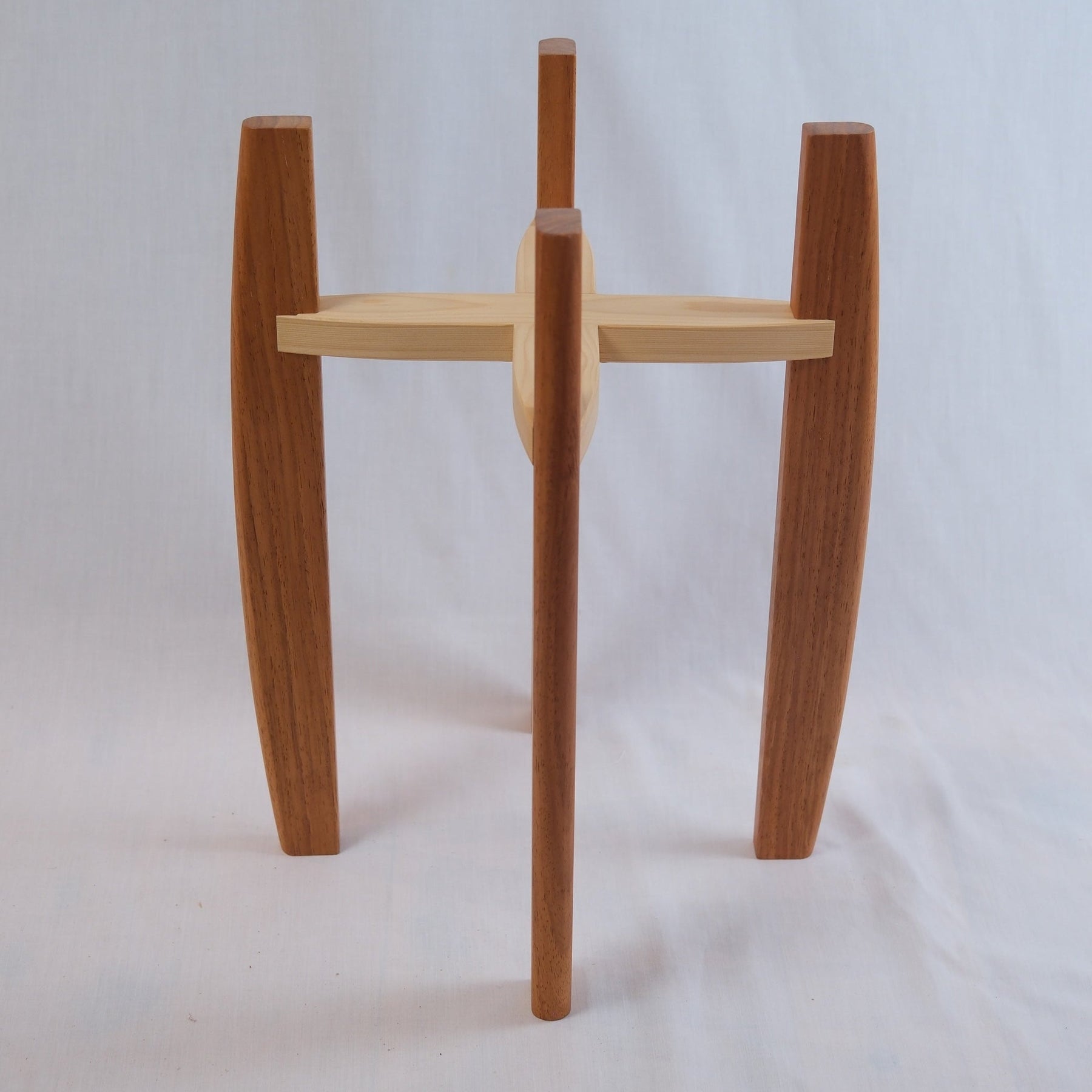 Plant stand
