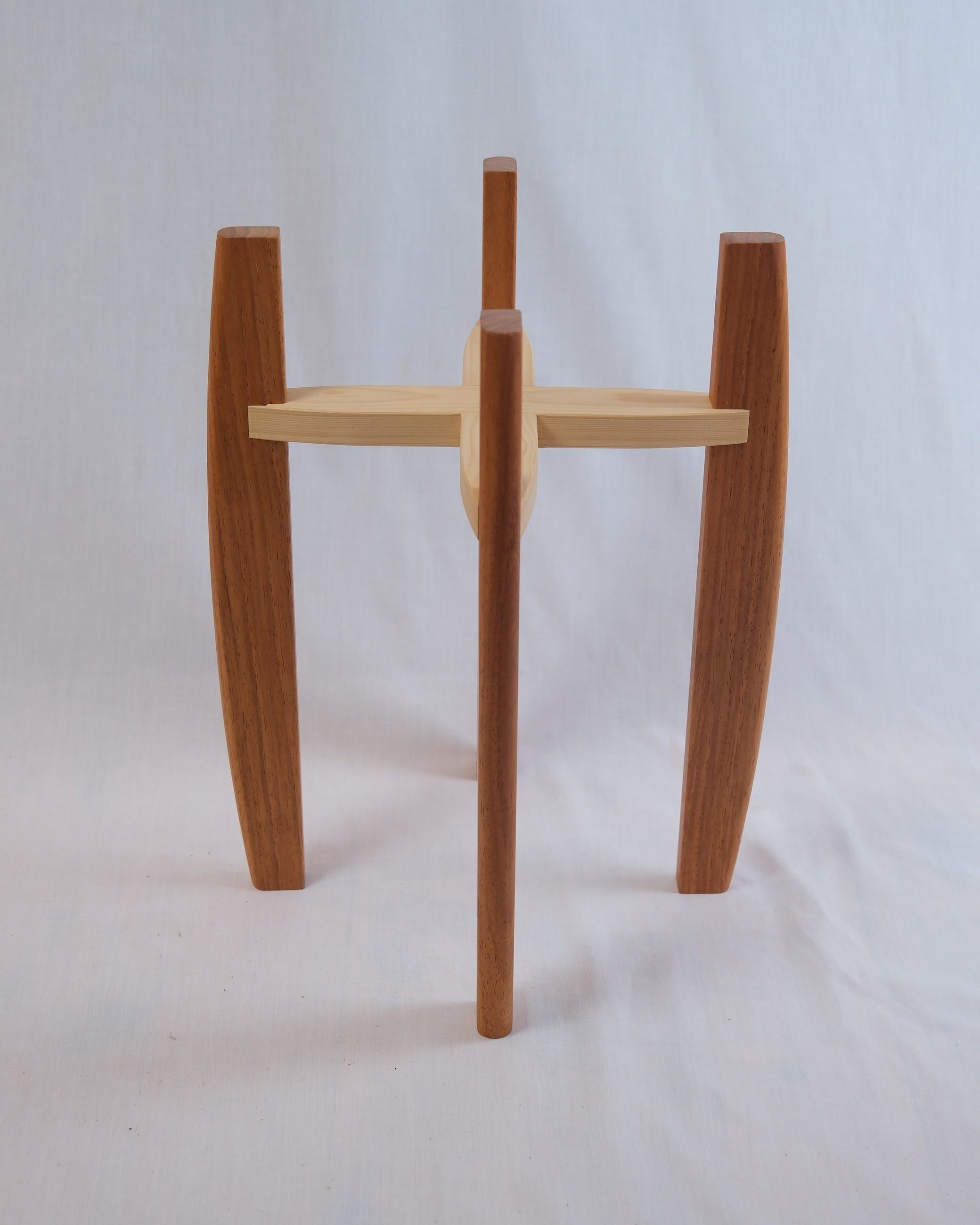 Plant stand