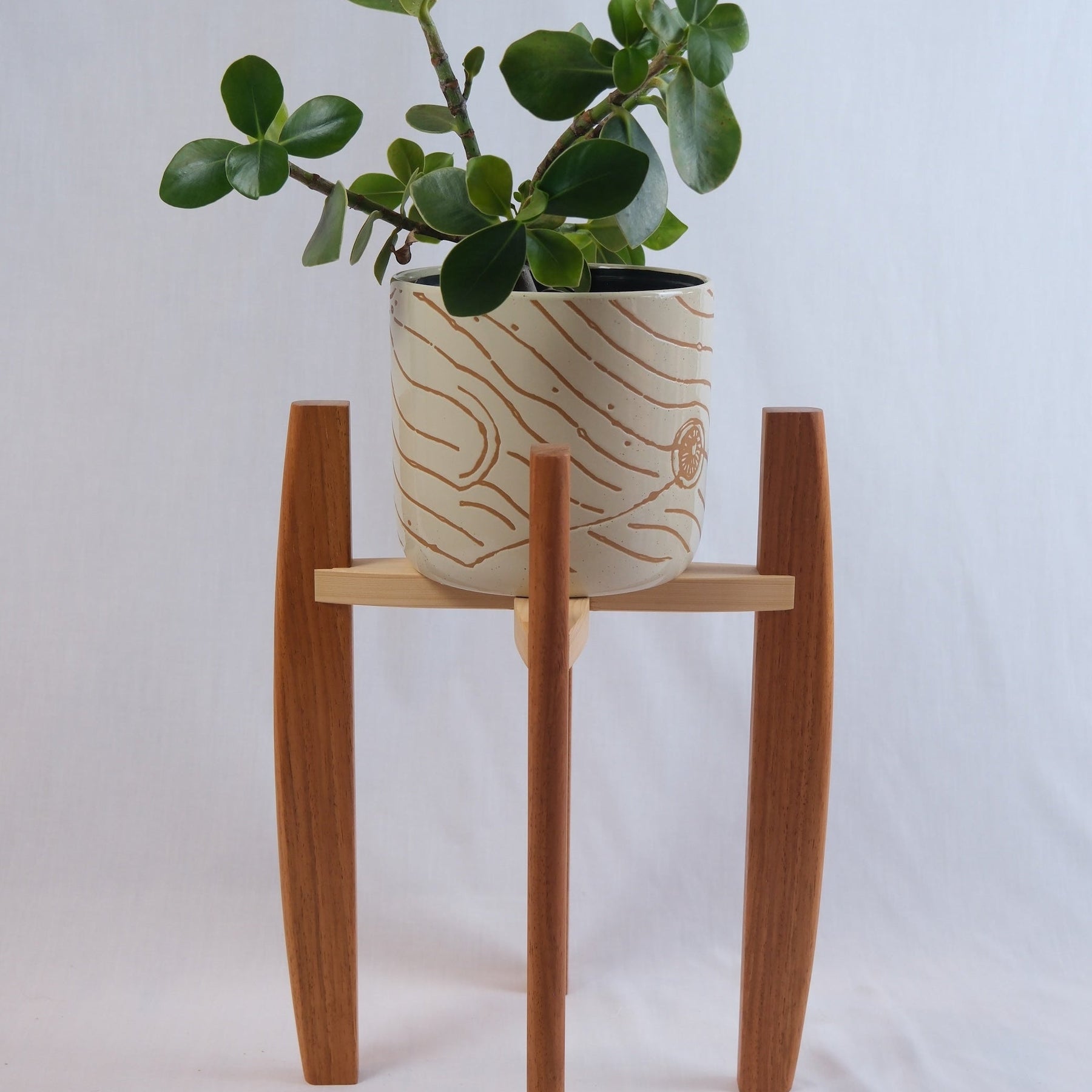 Plant stand