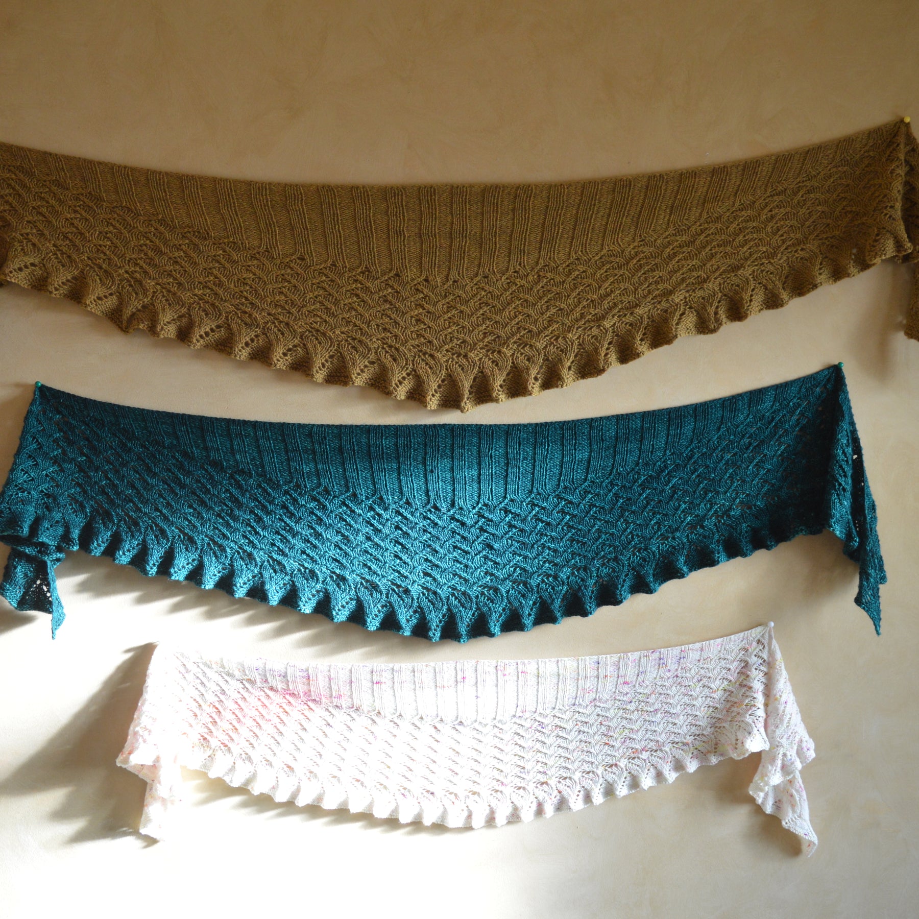 Lin-Lin Shawl PDF pattern for knitters, Knitting pattern