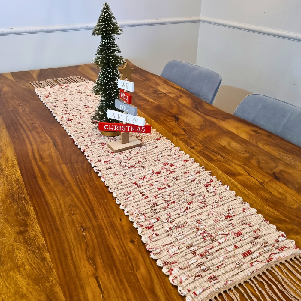 australian-artist-handmade-handwoven-christmas-cotton-fabric-gnome-tablerunner-4