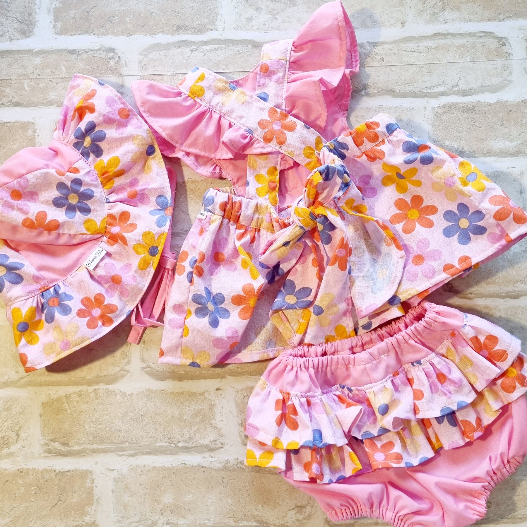 Ruffle Bum set - various colours - Size Small - BB027