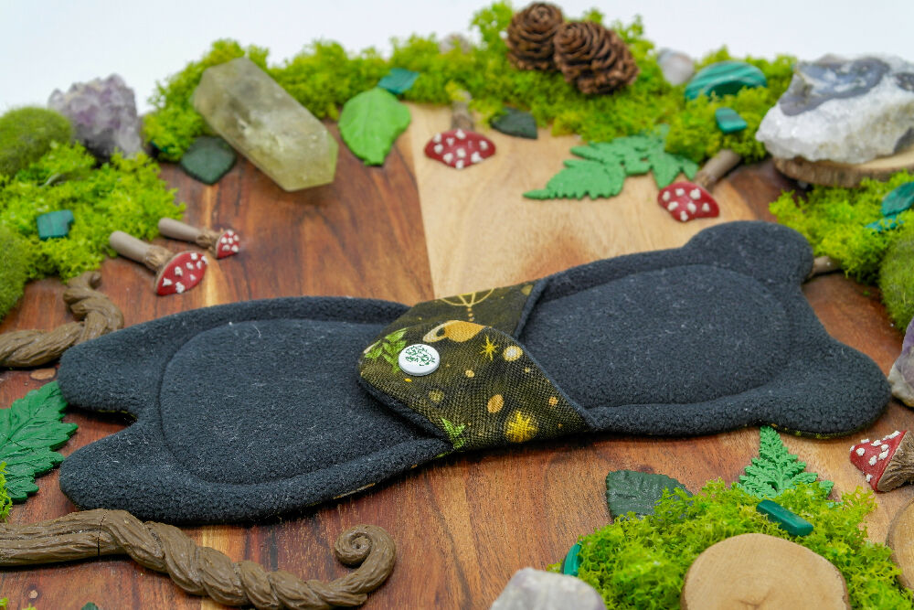 dig the flow reusables reusable cloth pad australian handmade black green purple soft bamboo velour unique one-of-a-kind versodile goldilocks teddy bear menstrual health - softshell waterproof backer