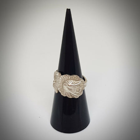 gorgeous continental silver spoon ring with rose design S800