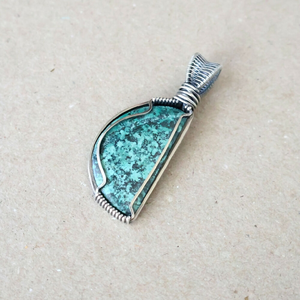 PJS06076_04_ChrysocollaPendant_C