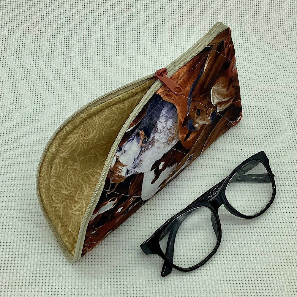 Horses curved top zip pouch for glasses, phones, handbag organiser, etc.