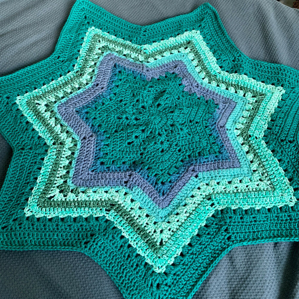 Blue and Green Crochet Star Blanket