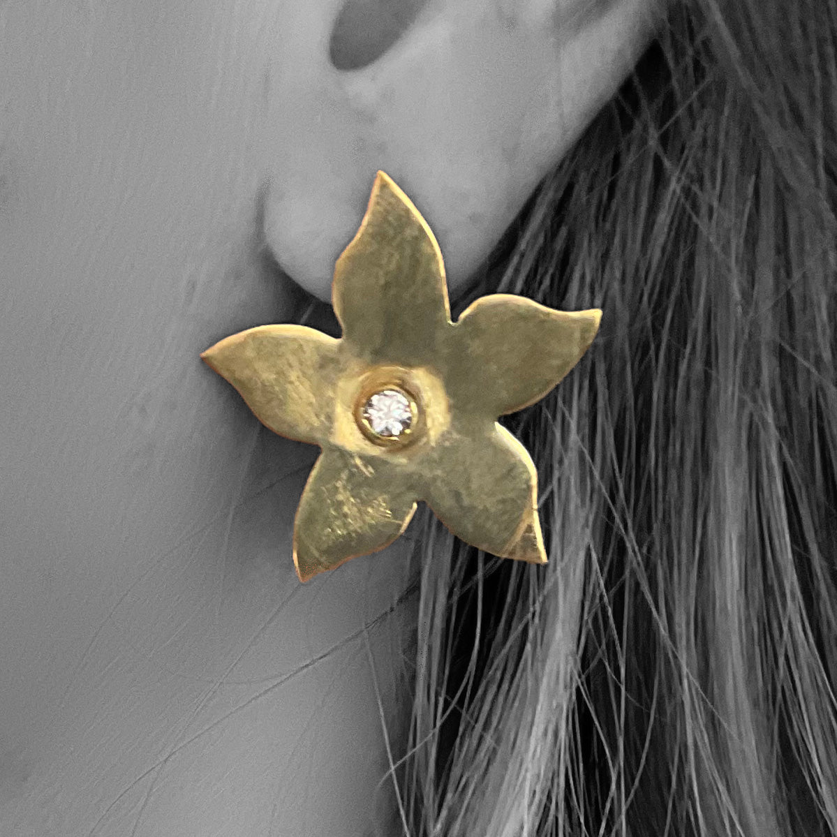 Soft Bloom Earring