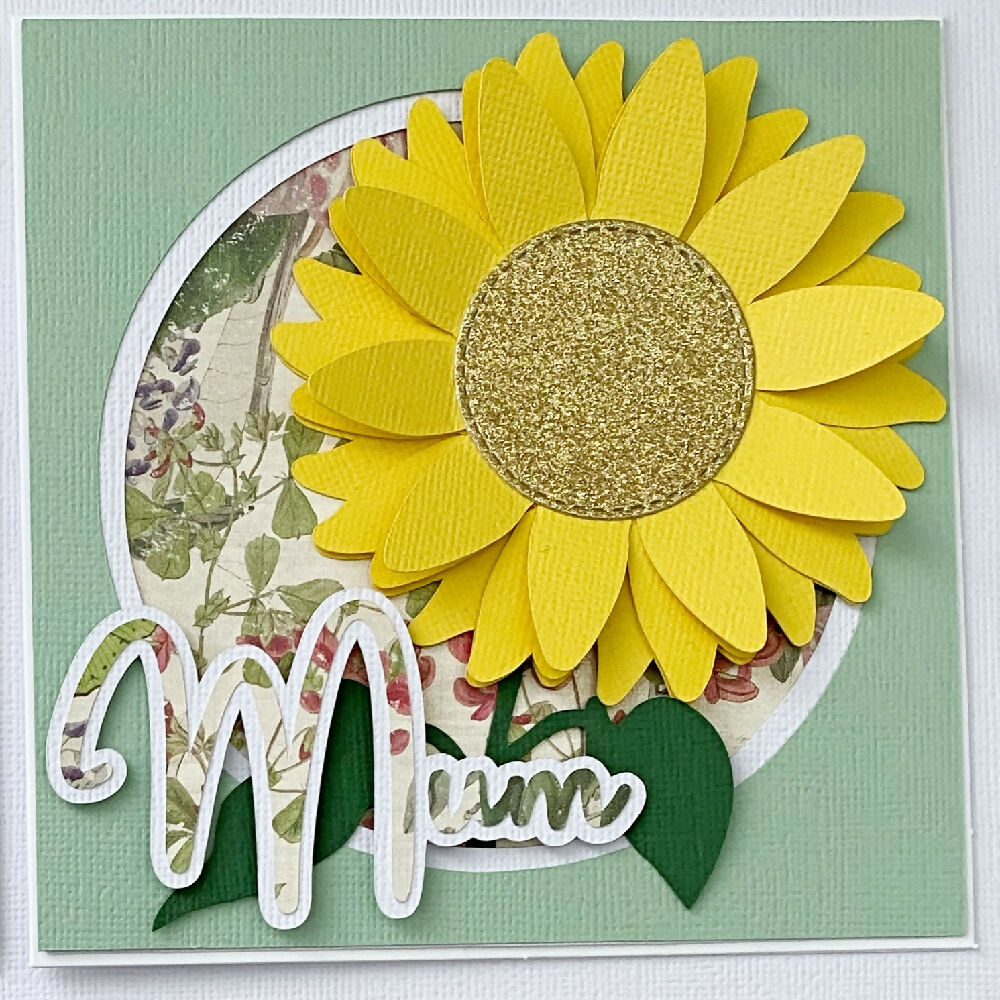 Floral birthday card, Mum, Mother's day card. Sunflower, daisy.