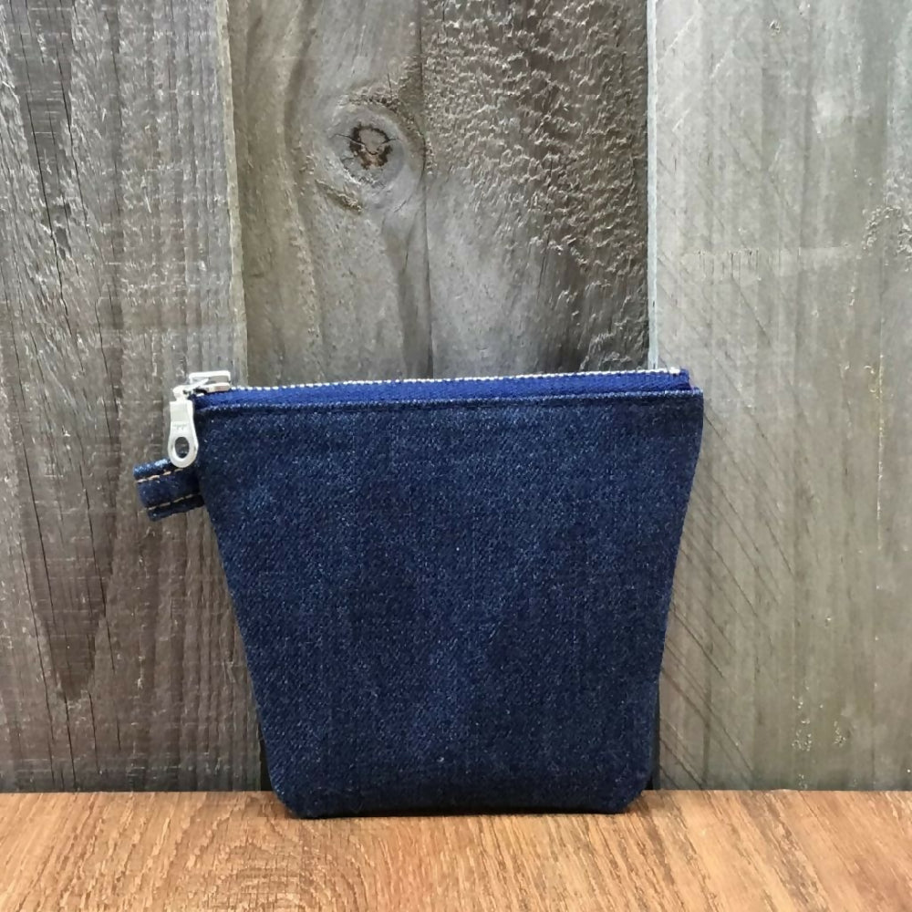 upcycled-denim-purse-01a