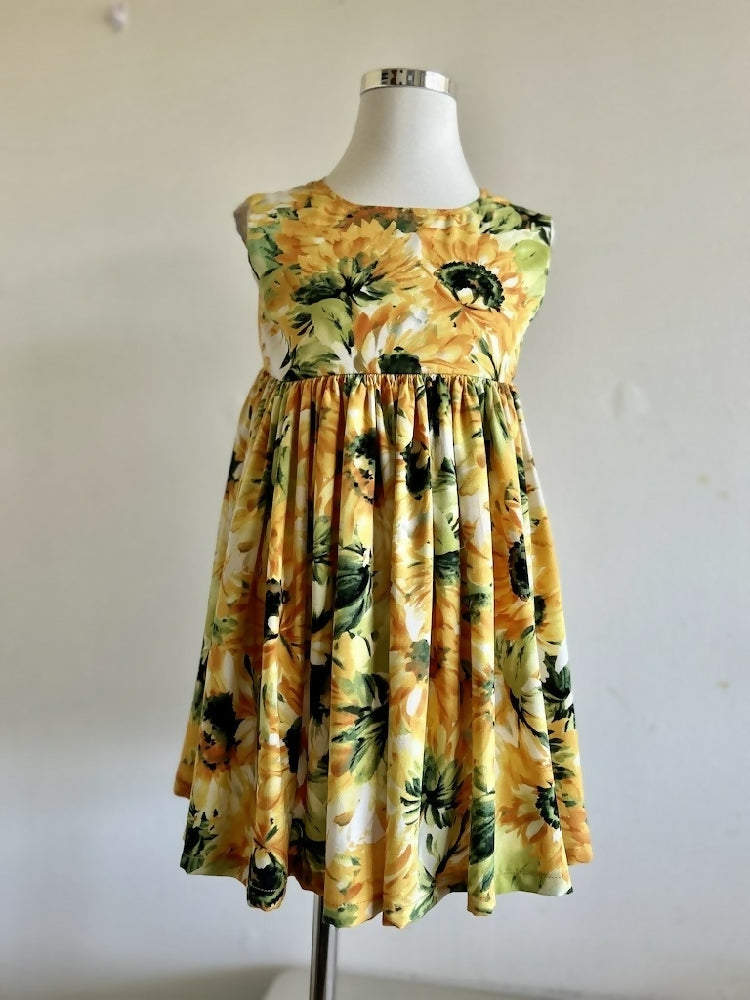 Soft dress yellow flowers size 4