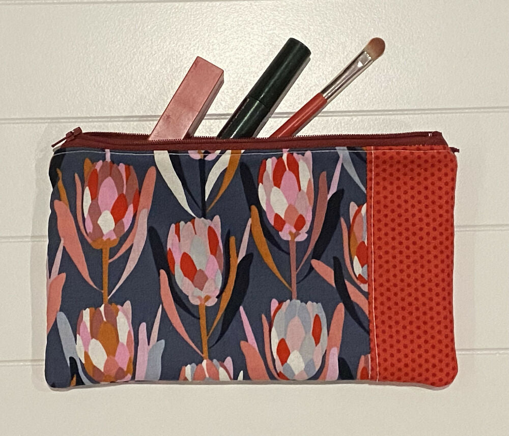 Protea purse
