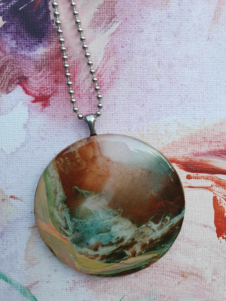 Aurora Collection| Pendant resin necklace round circle