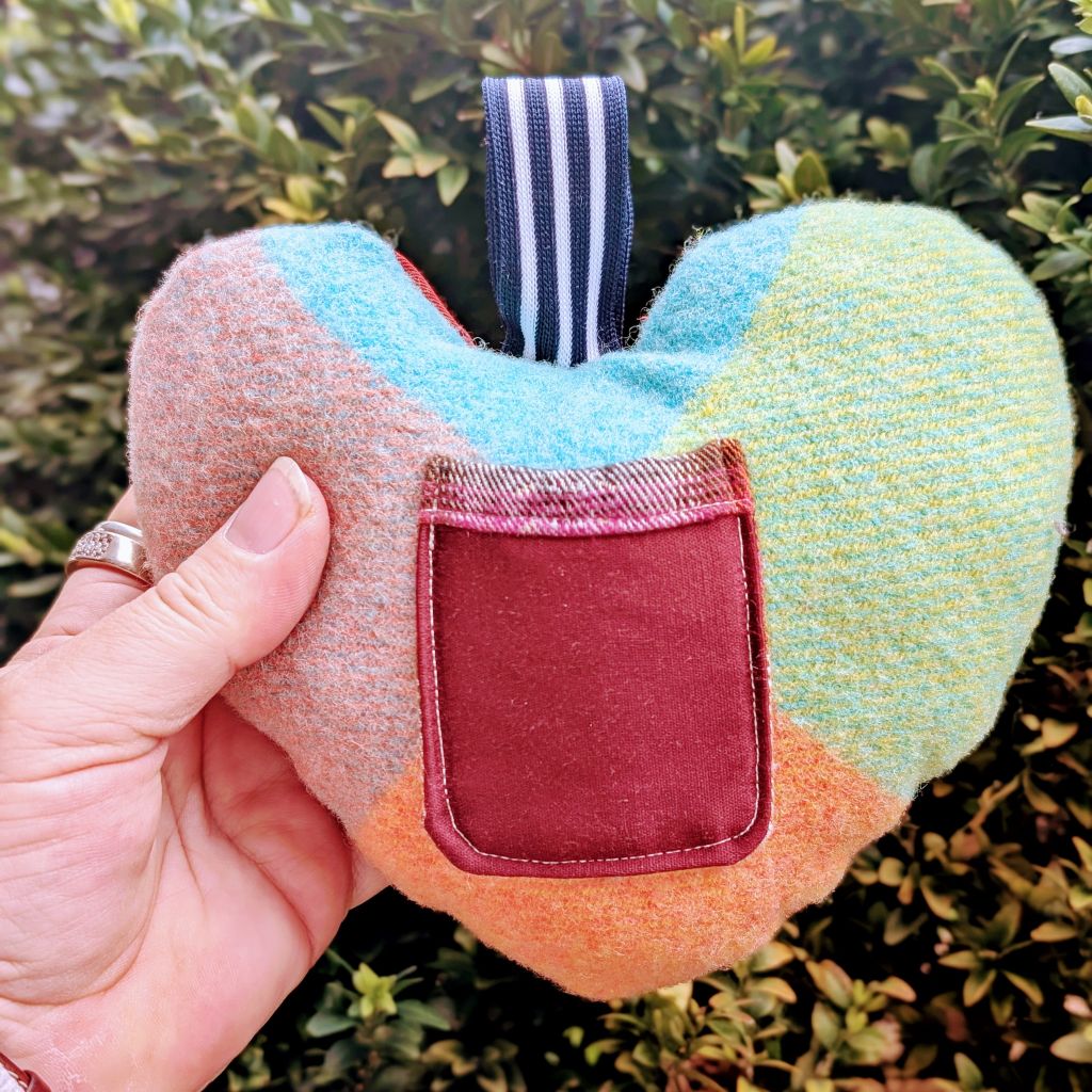 Heart Cushion - Eye