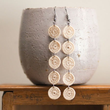 String of cream dots micro-crochet earrings