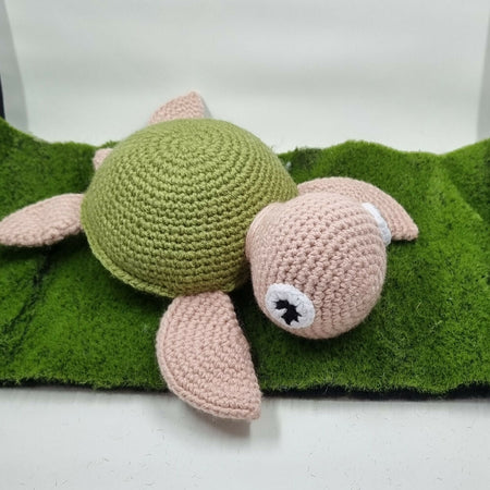 Crochet turtle soft plush toy