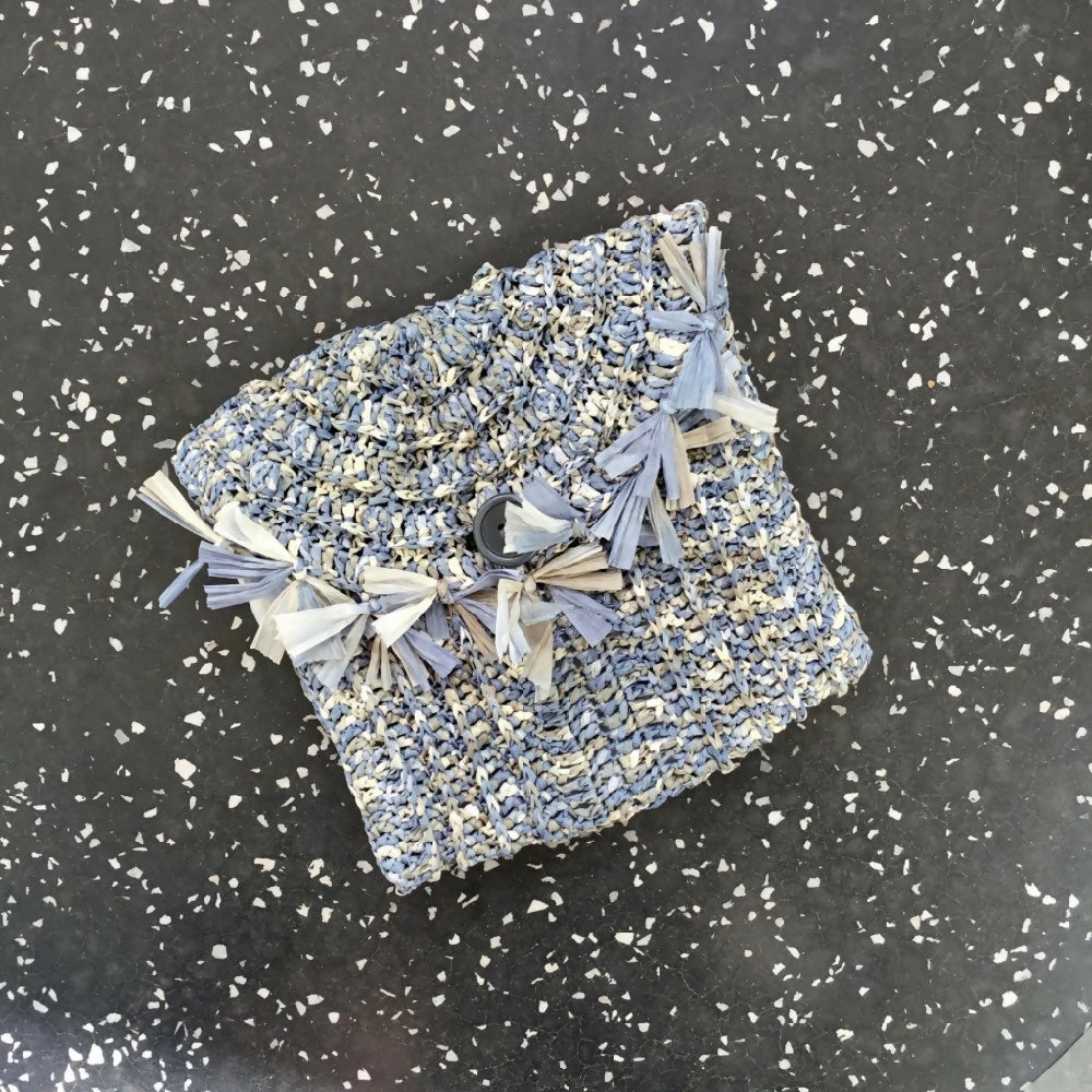 ECBE6FA8-9D7E-4FF4-B32A-B617A7E2A308