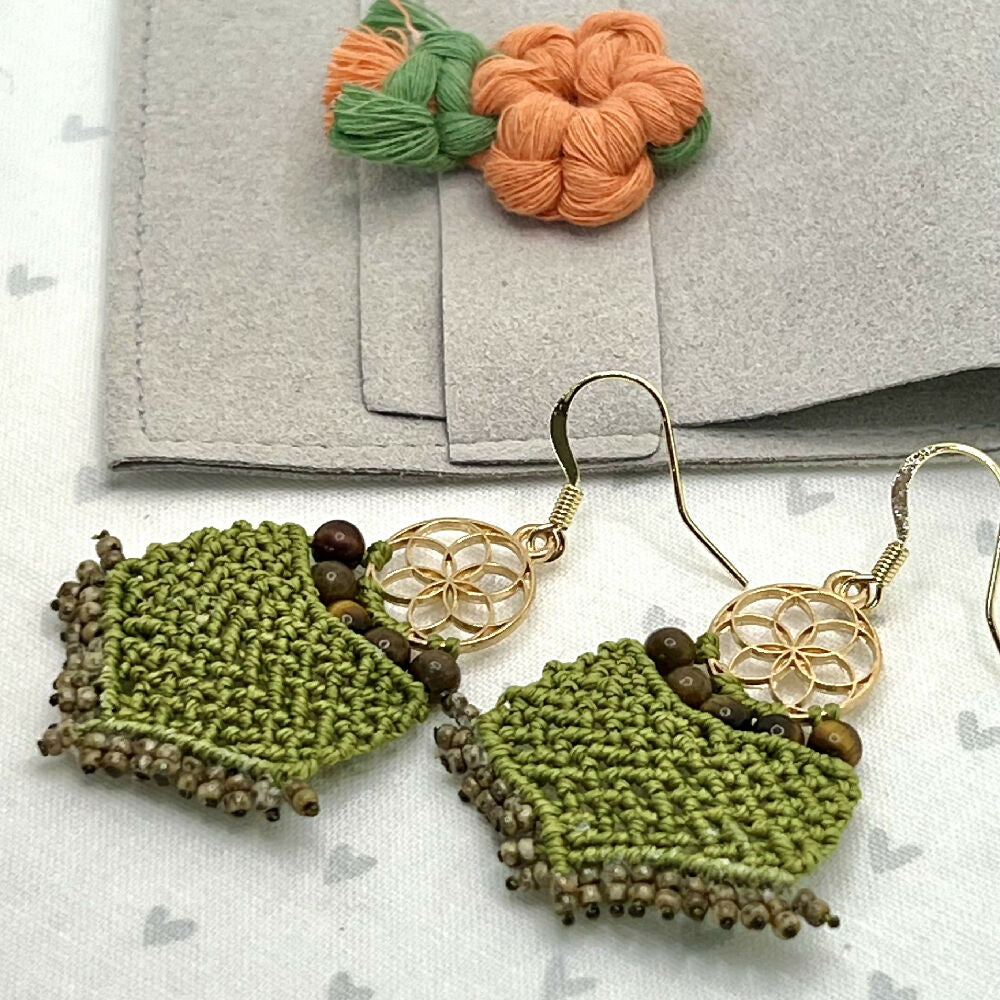 Green Lace Micro Macrame Earrings - Tiger eyes +Free microfibre pouch