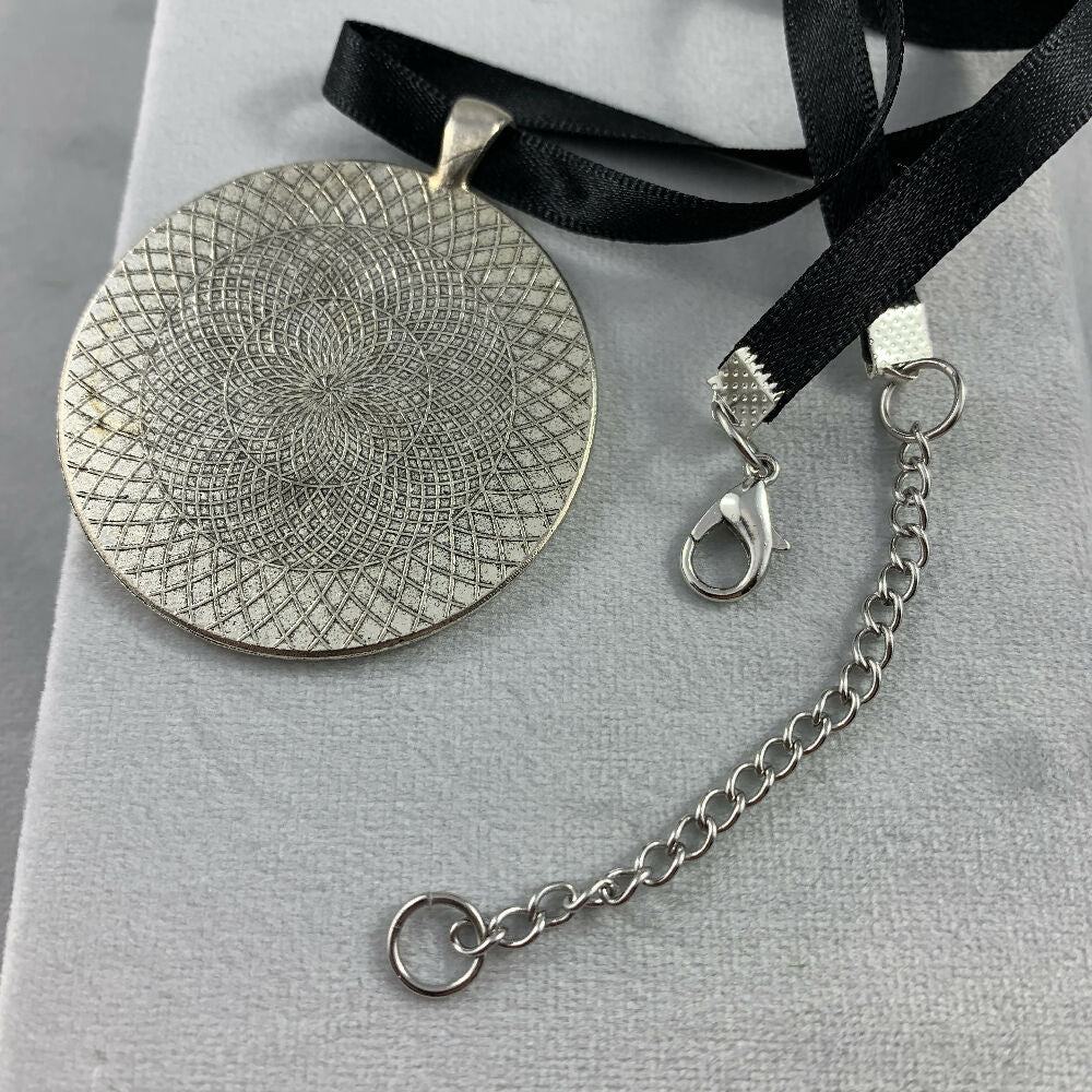 clock and mushroom pendant back