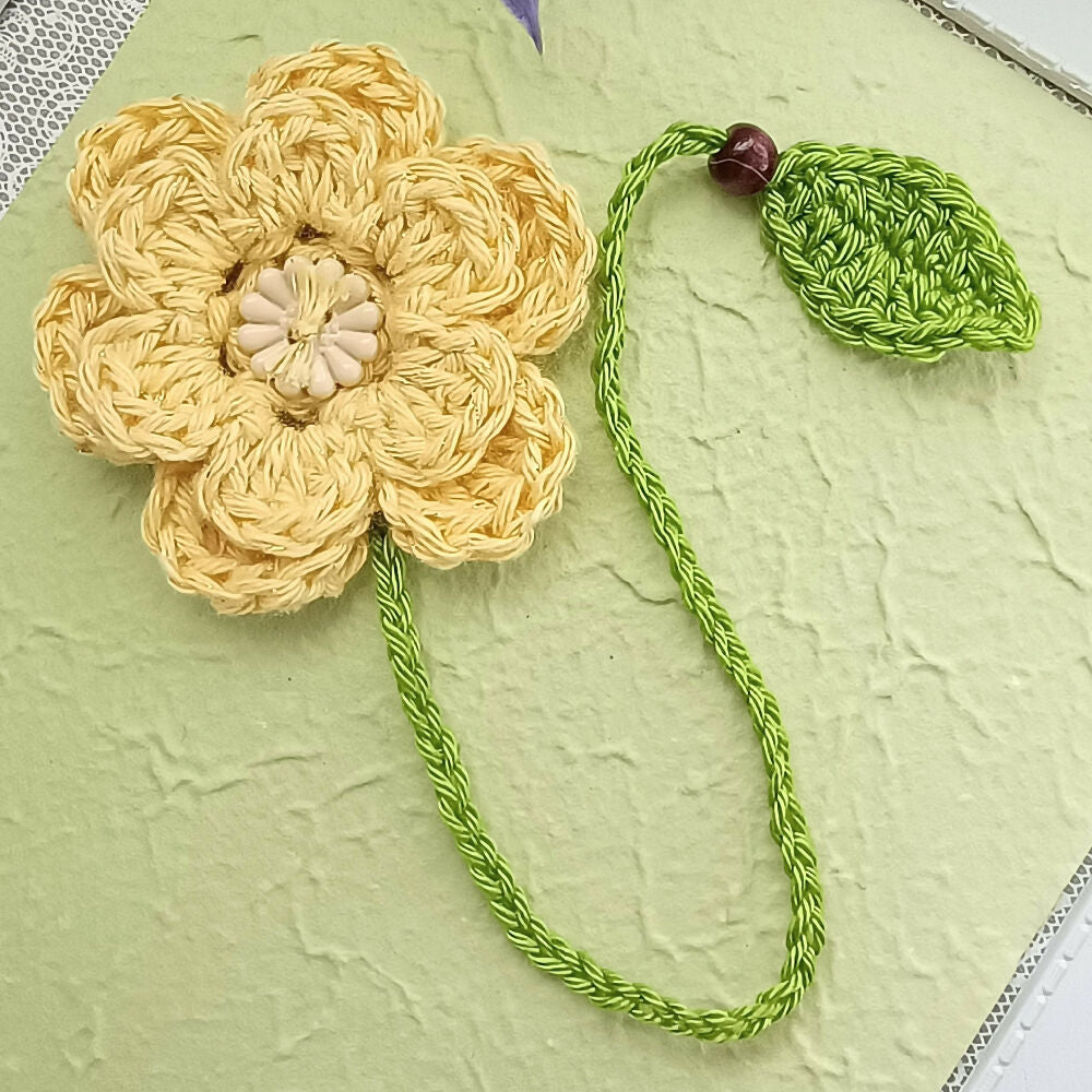 Sparkly Crochet Flower Bookmarks