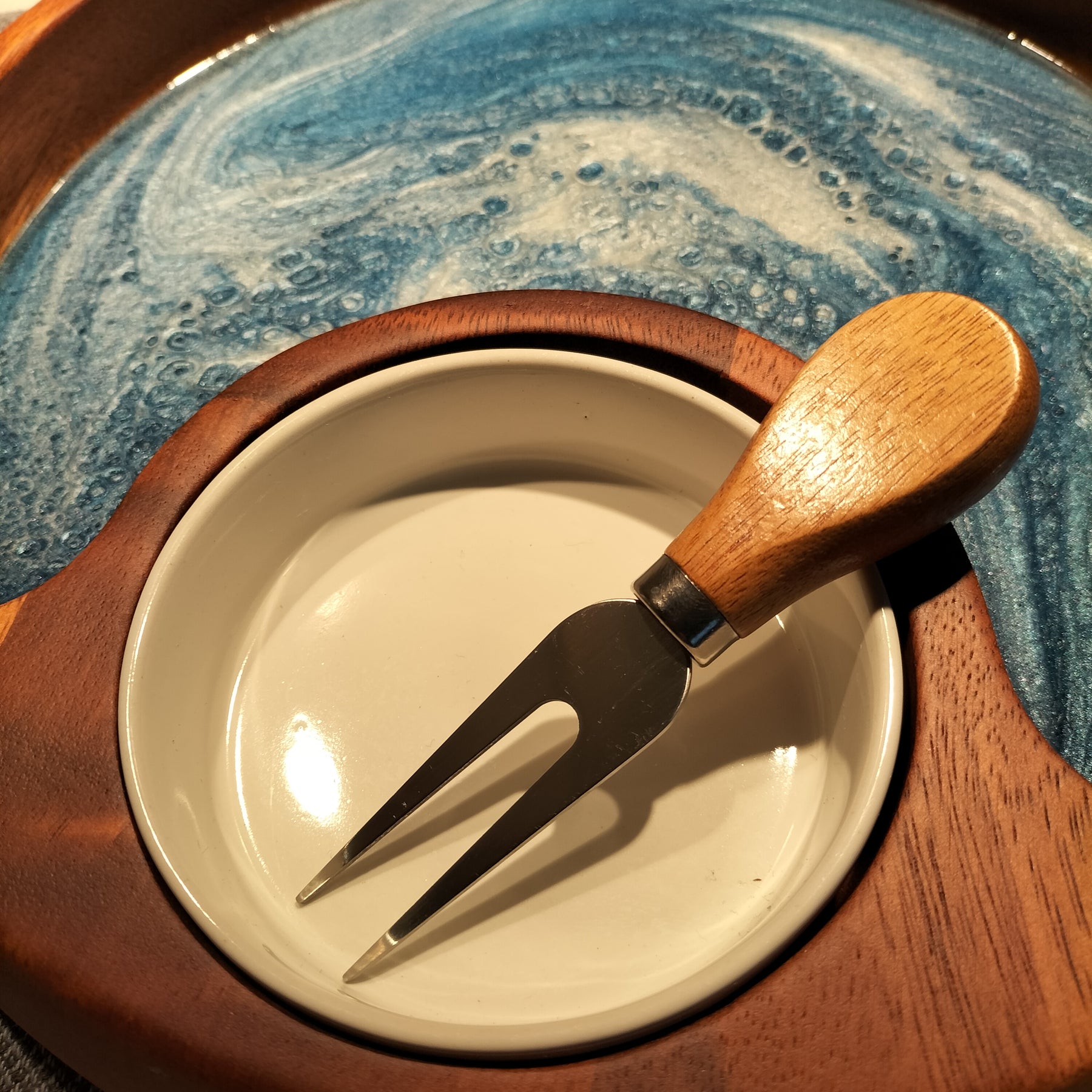 Beautiful in blue chip and dip