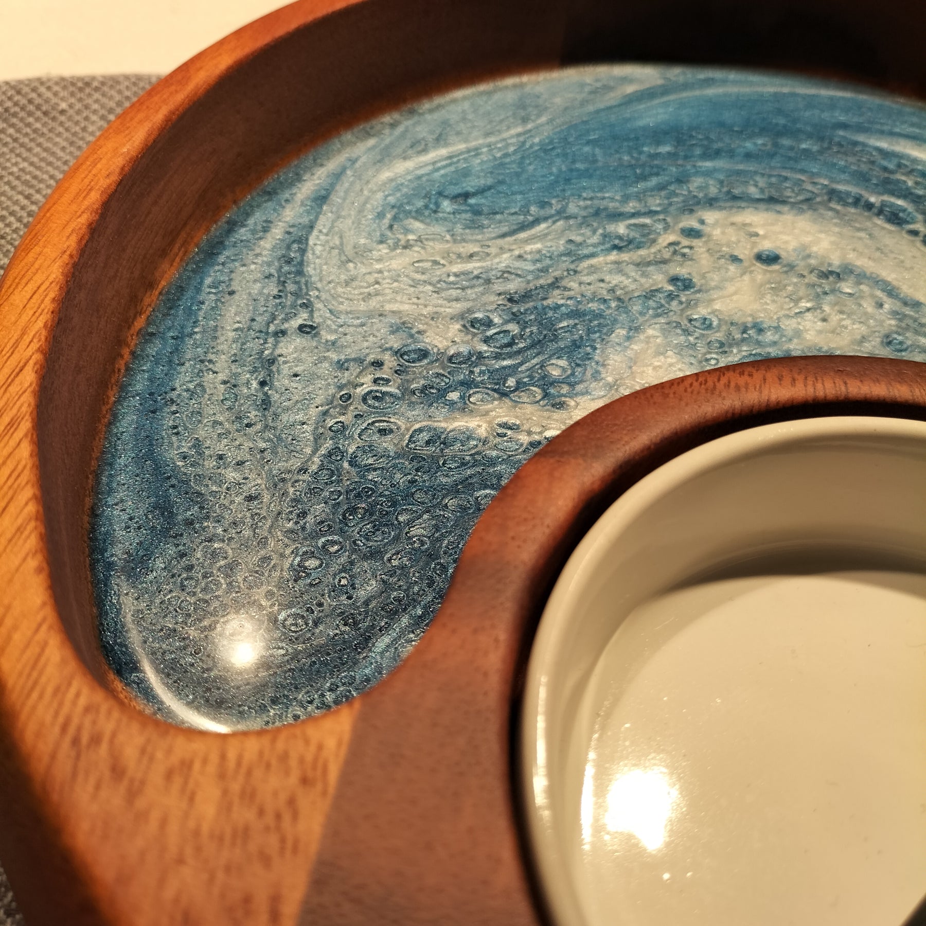 Beautiful in blue chip and dip