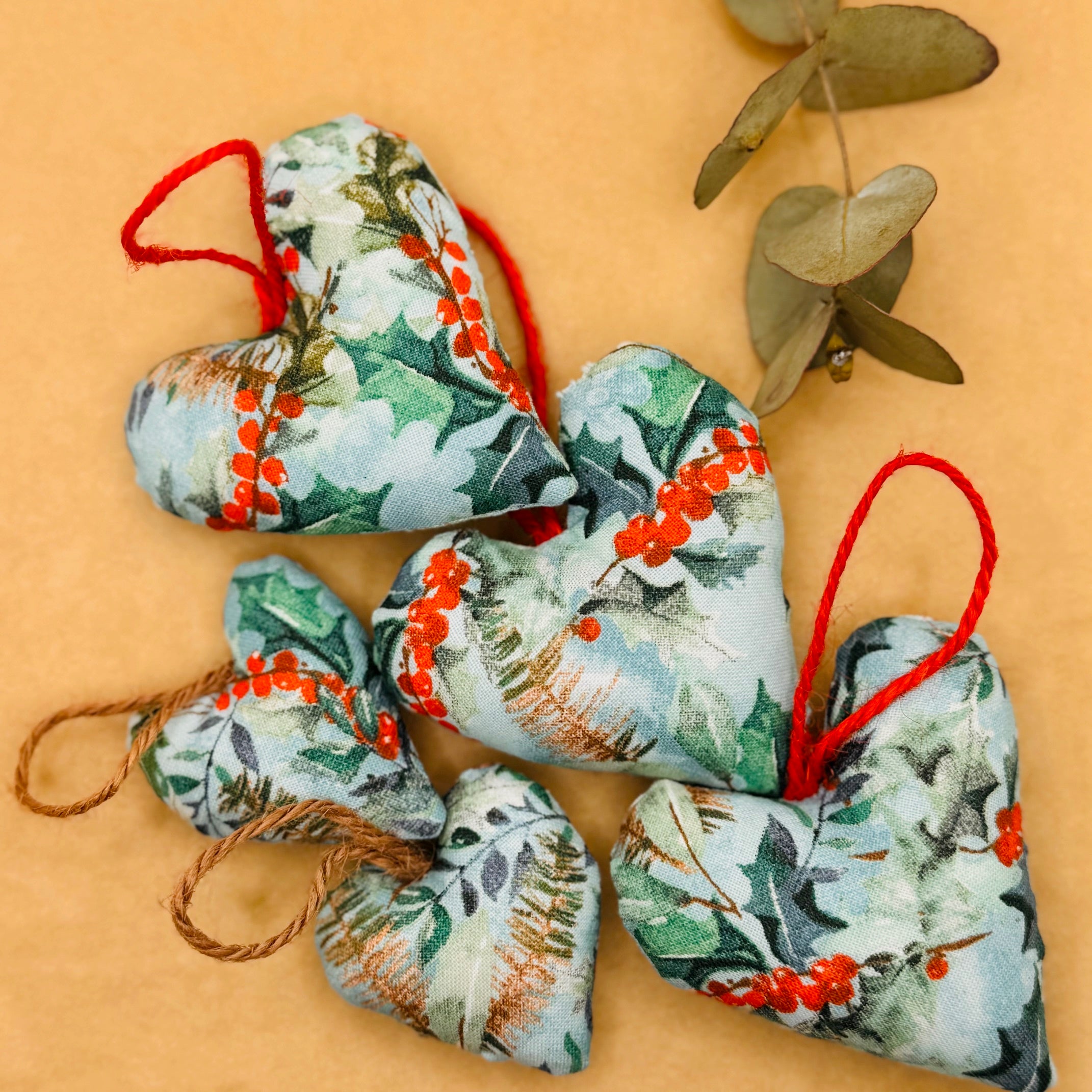 Handmade Hearts - Green Christmas