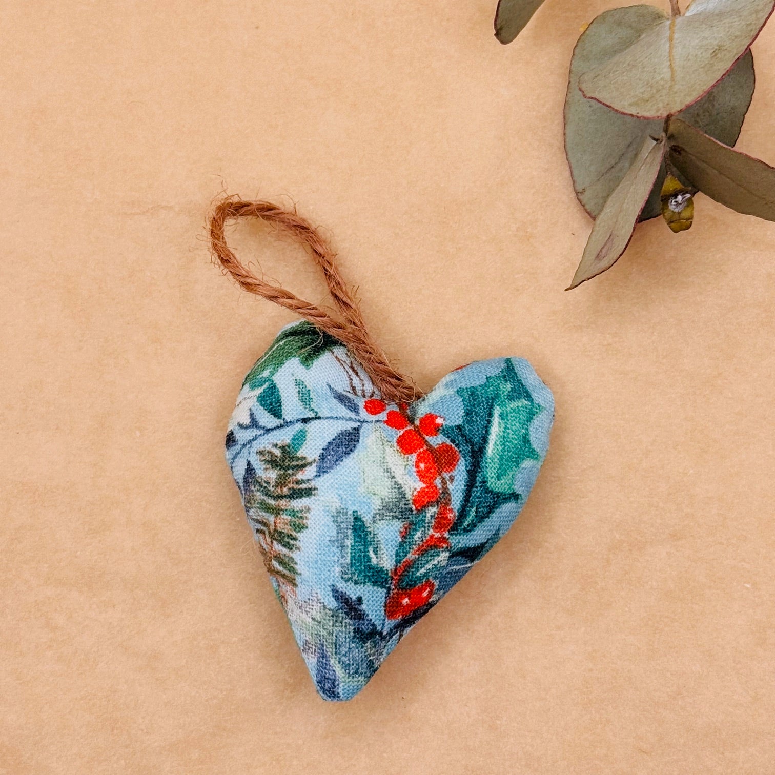 Handmade Hearts - Green Christmas