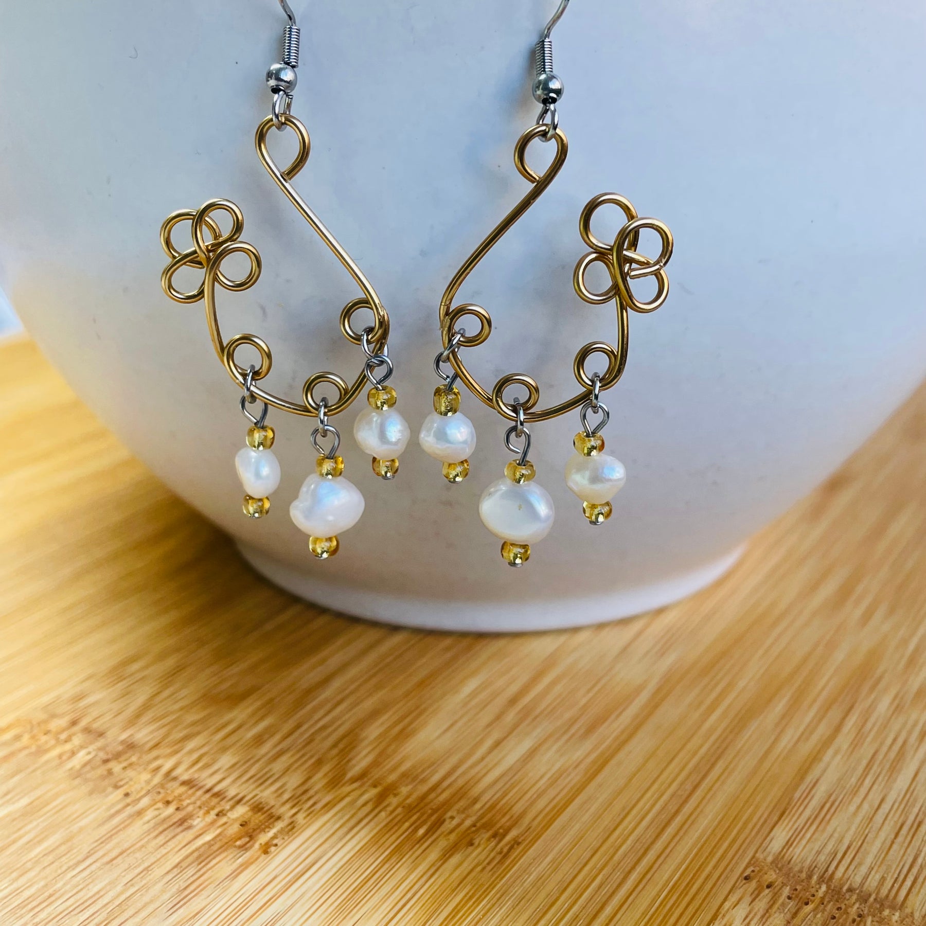 B’s Daisy Wire Freshwater Pearl Earrings