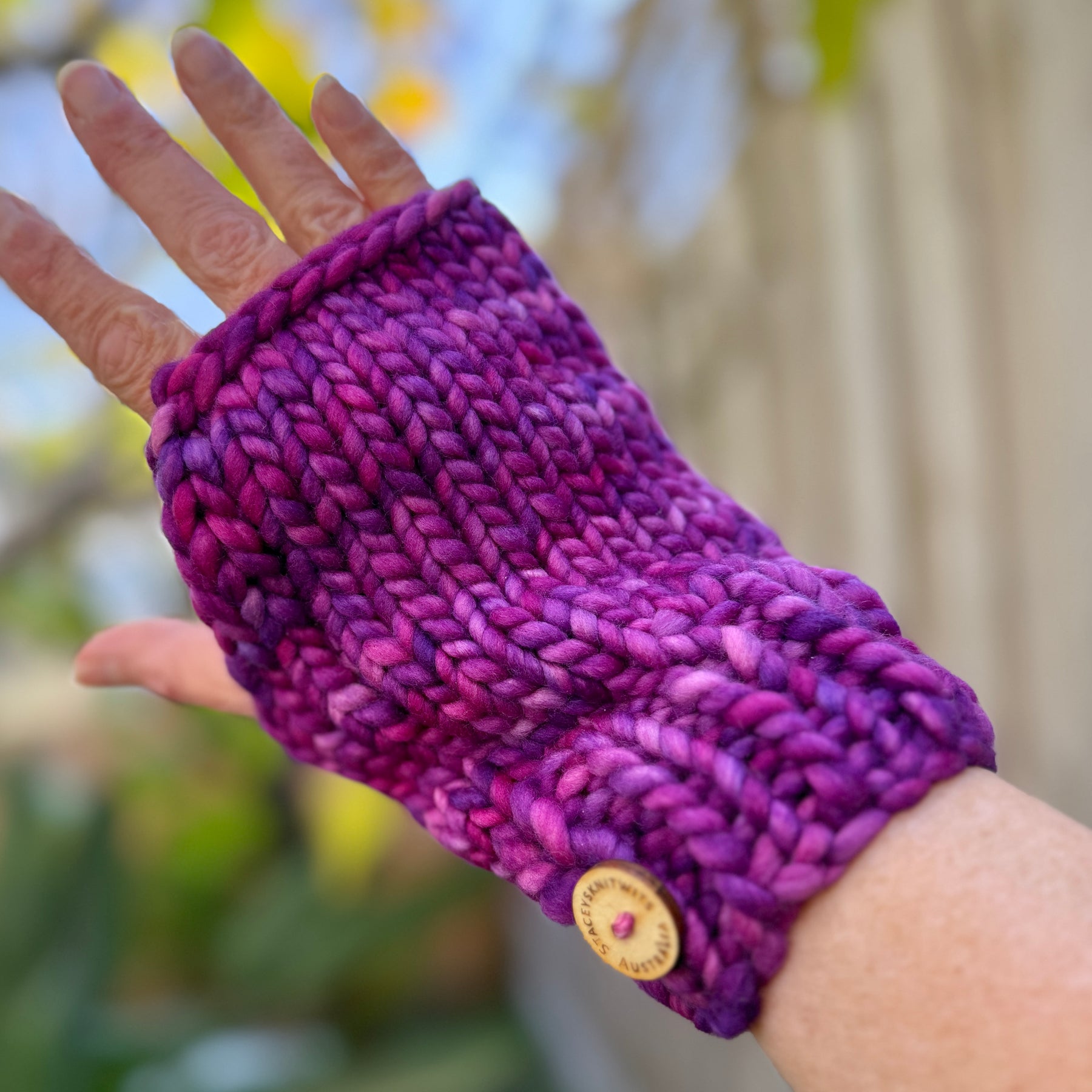 Handwarmers, Pink Magenta Texting Gloves hand knitted merino