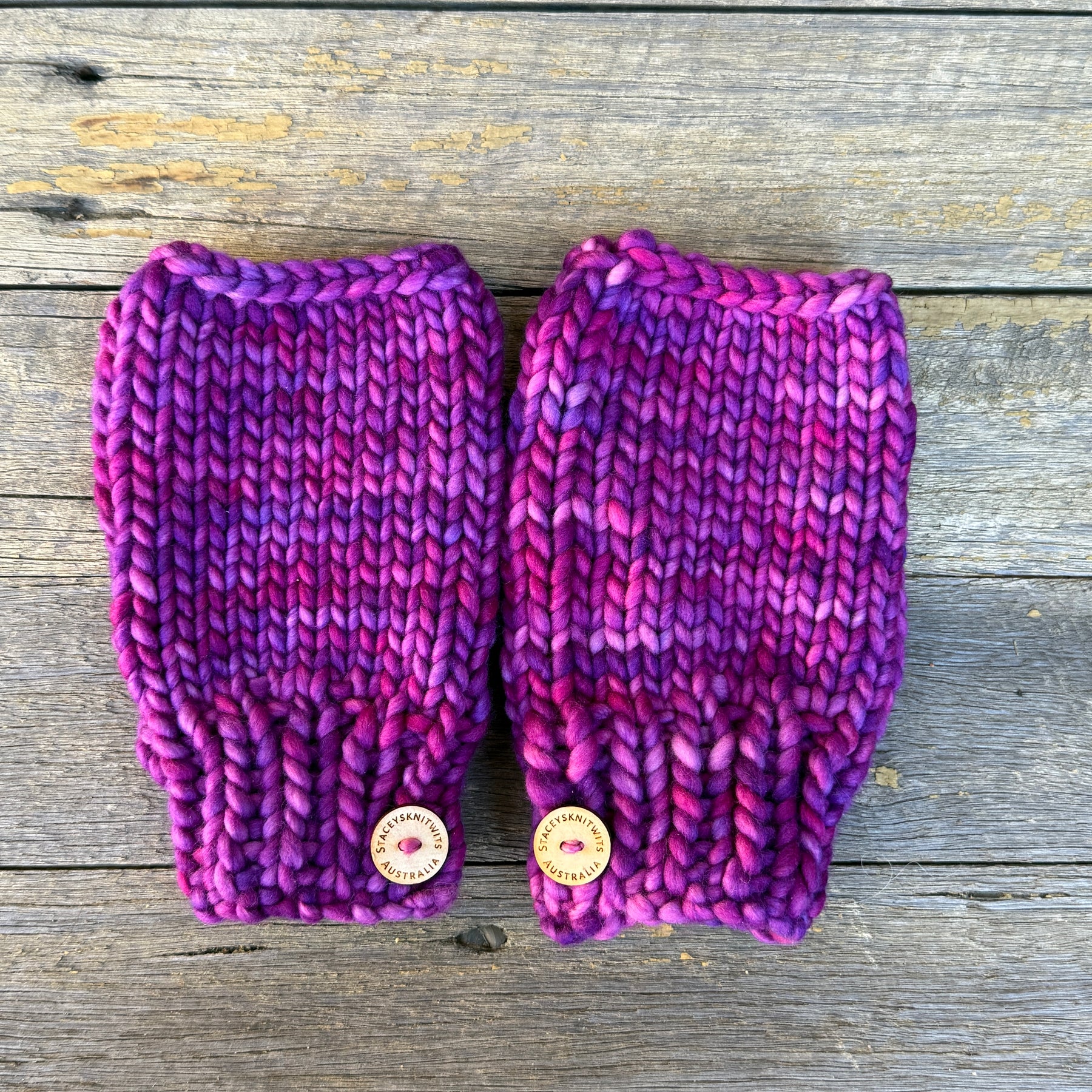 Handwarmers, Pink Magenta Texting Gloves hand knitted merino
