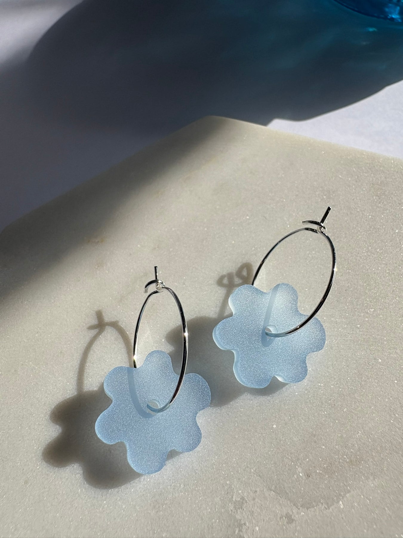 Bees Knees mini Flower hoop - Light Blue