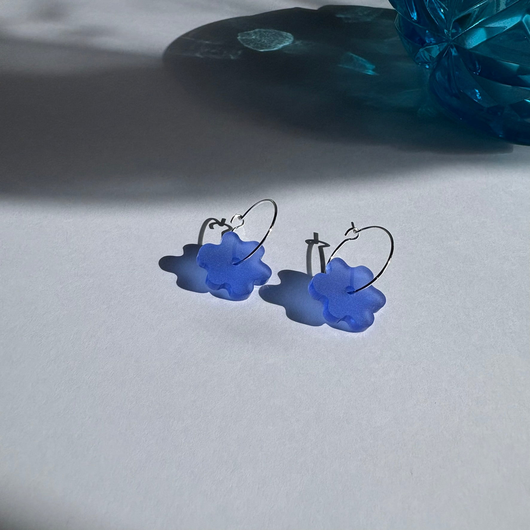 Bees Knees mini Flower hoop - Dark Blue
