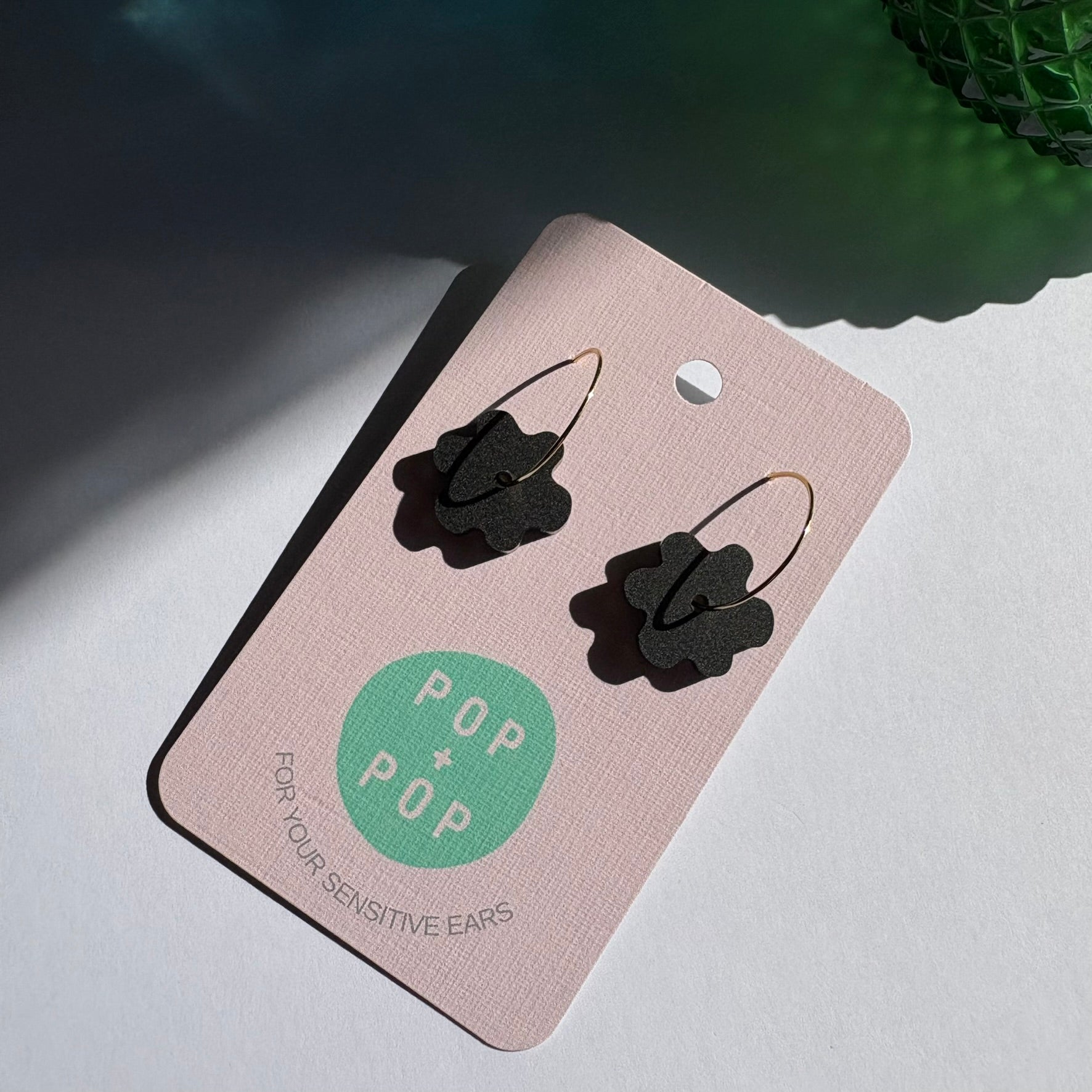 Bees Knees mini Flower hoop - Black