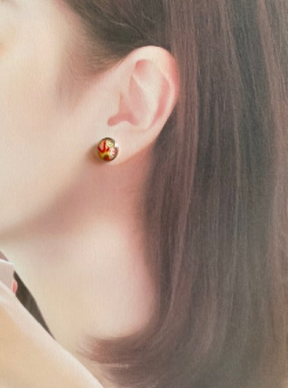 Resin stud earrings