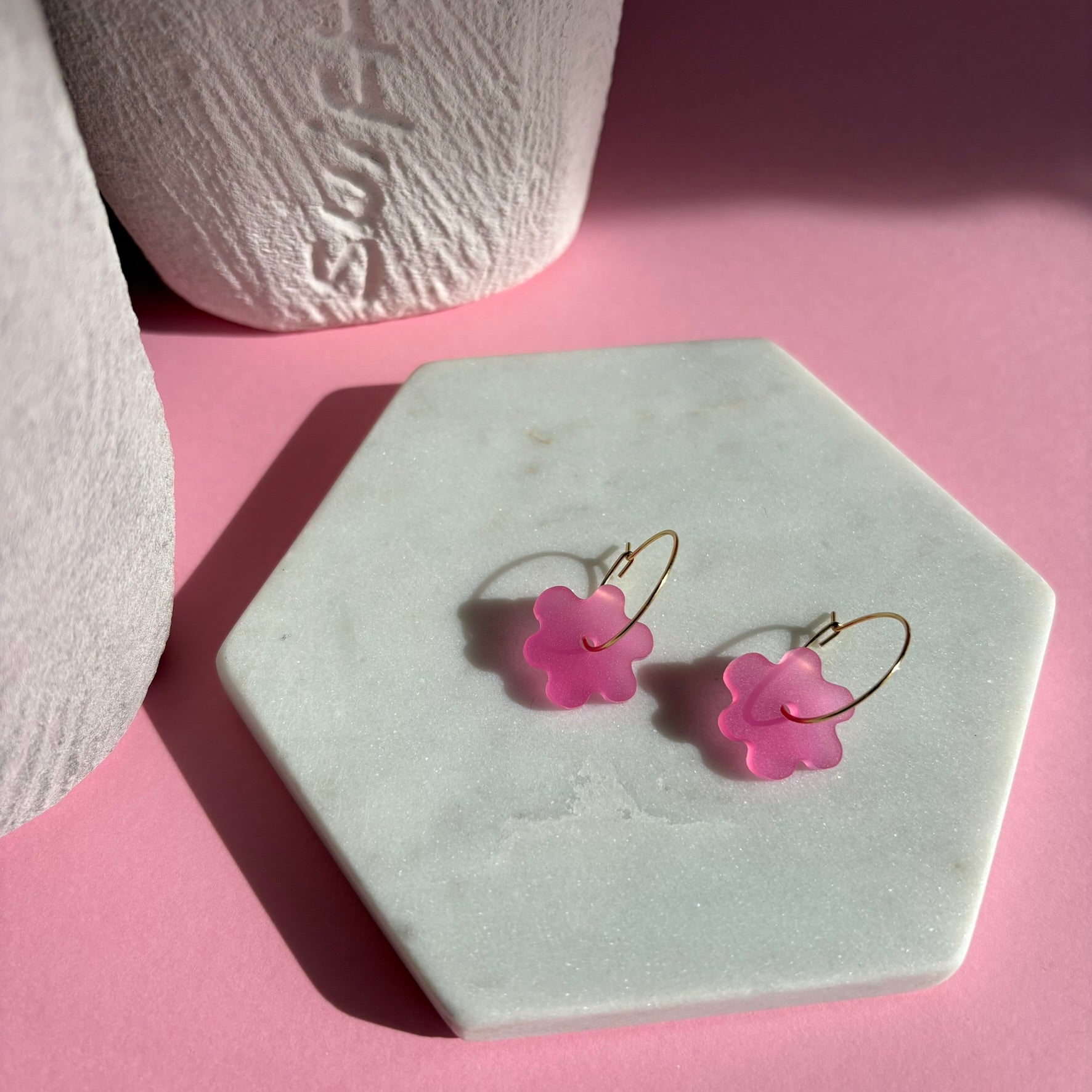 Bees Knees mini Flower hoop - Hot pink