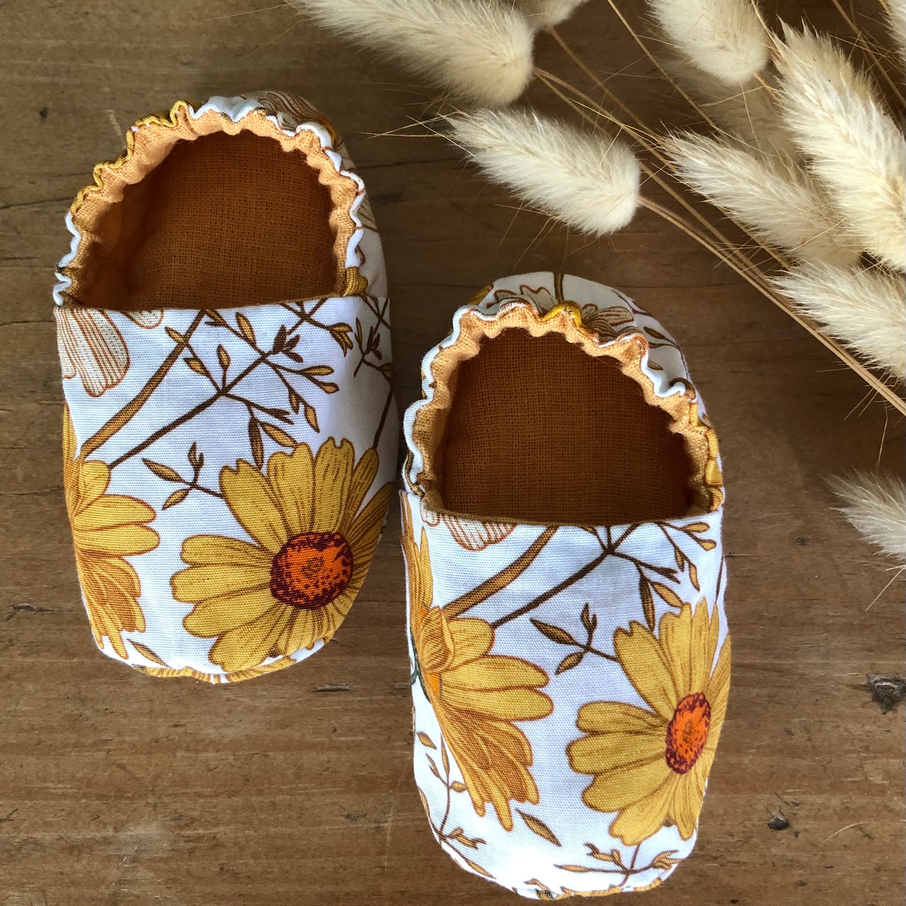 'BABY BOOTIES'