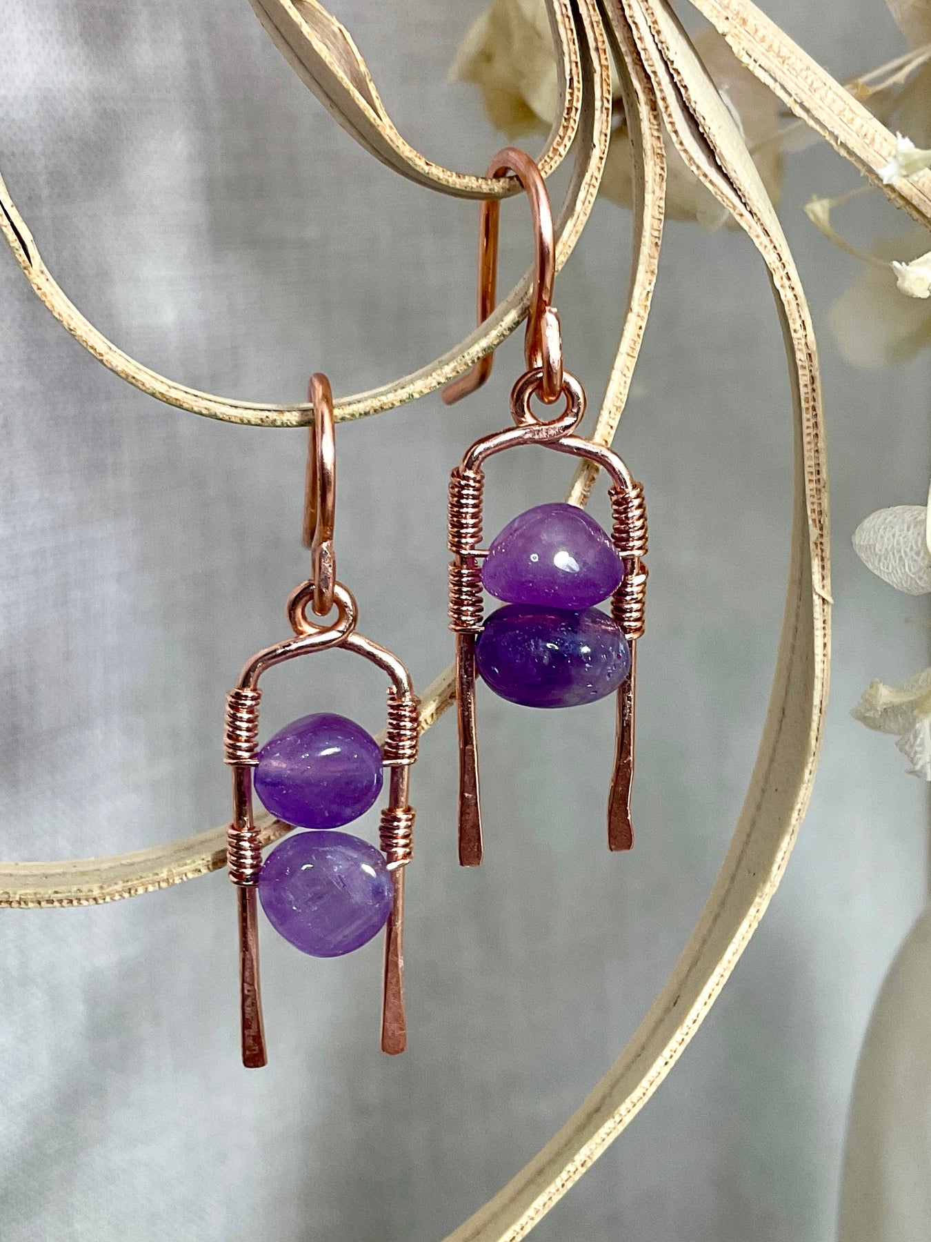 Amethyst and copper earrings. Handmade
