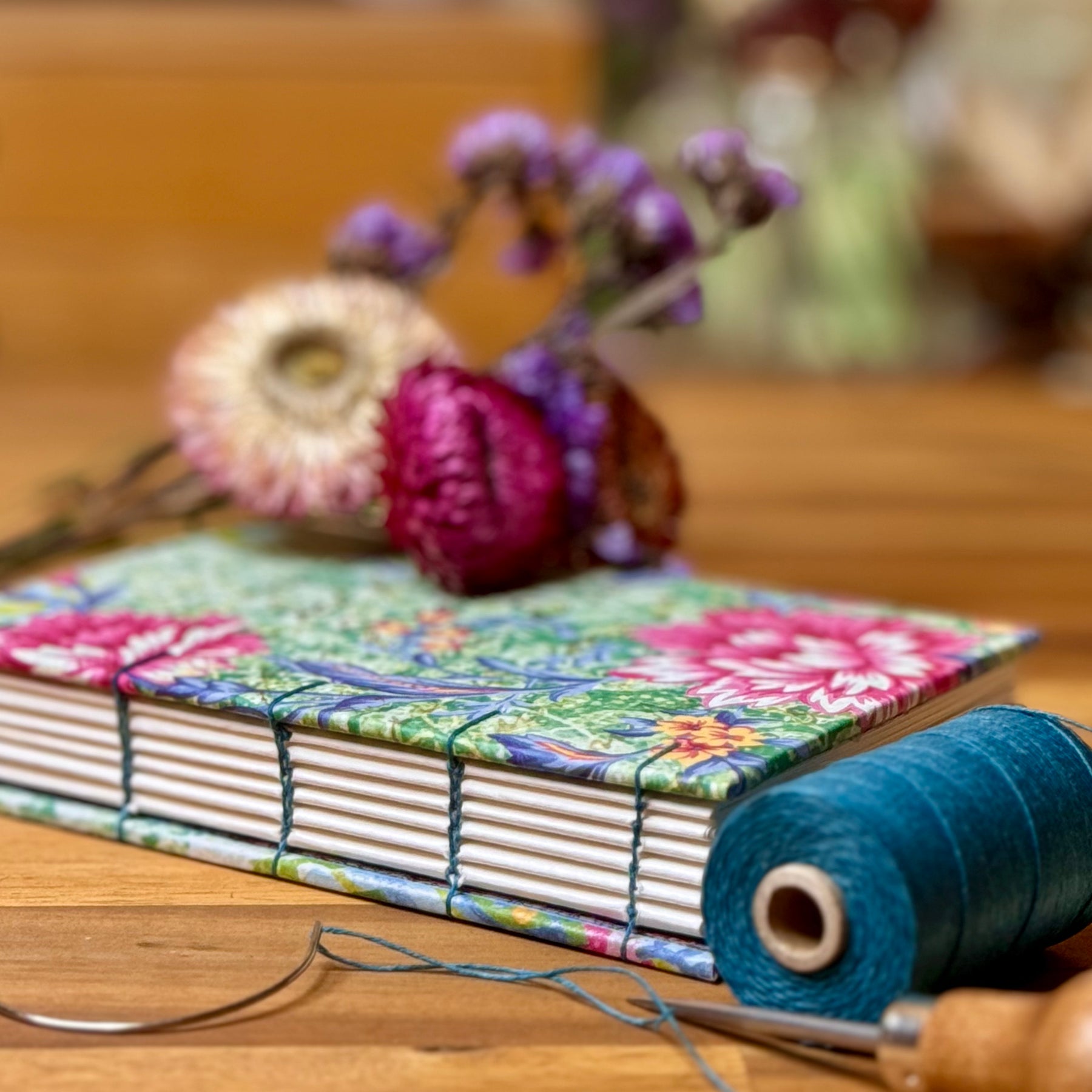 Kit - A6 Coptic Stitch Journal Green/pink