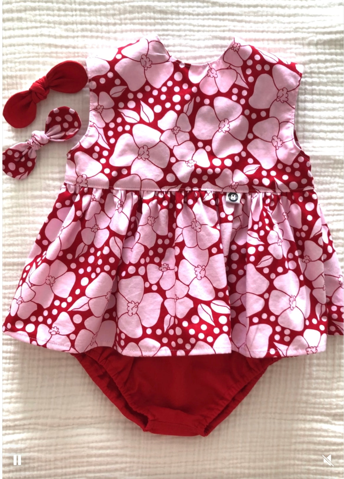'SOMETHING OLD INTO SOMETHING NEW - Dress/bloomer Set