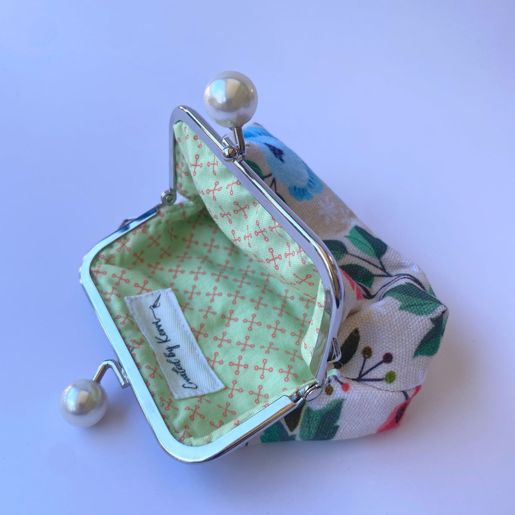 Small coin or cosmetic purse - flowers on cream