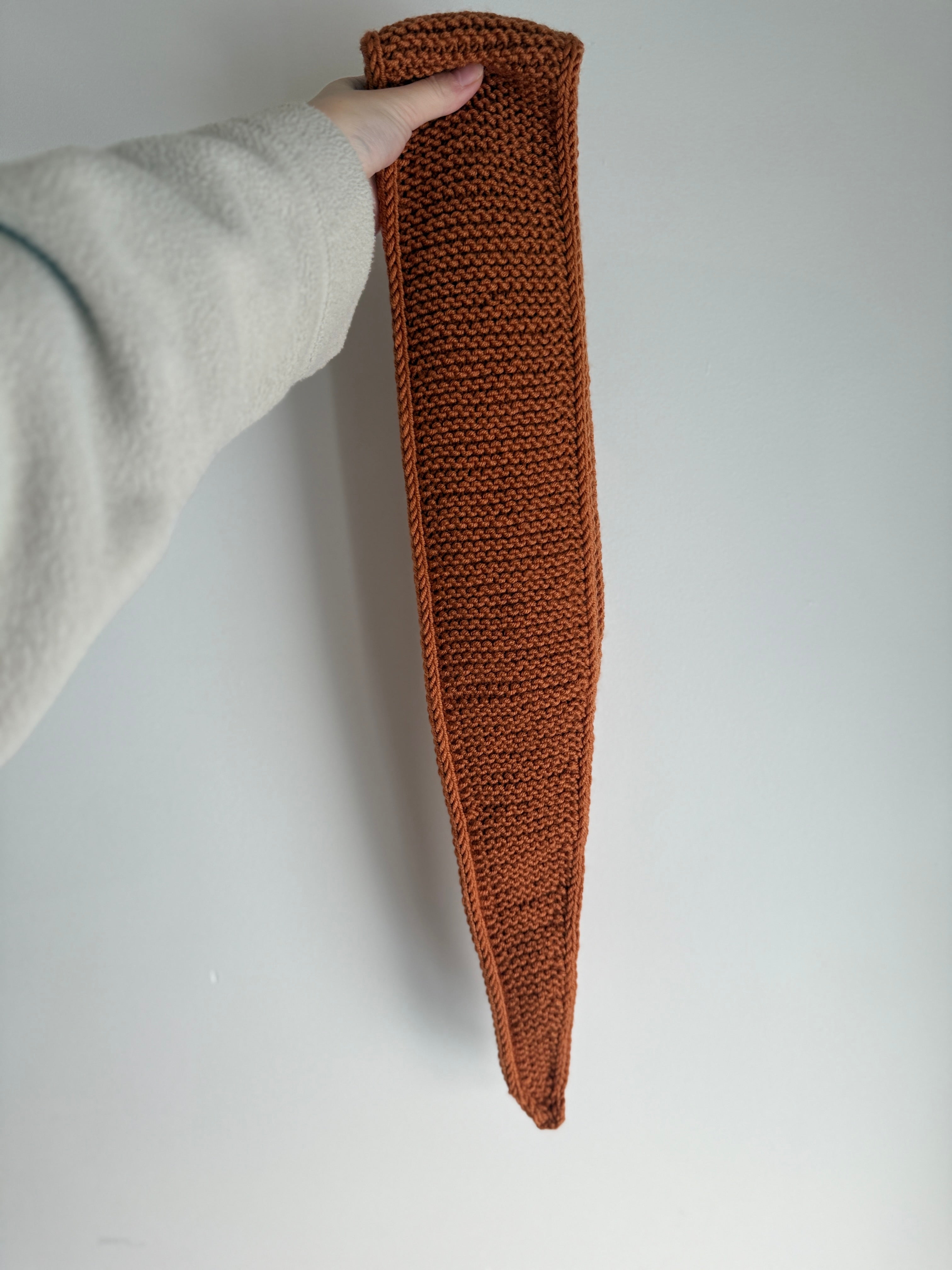 Knitted sophie scarf in leather brown